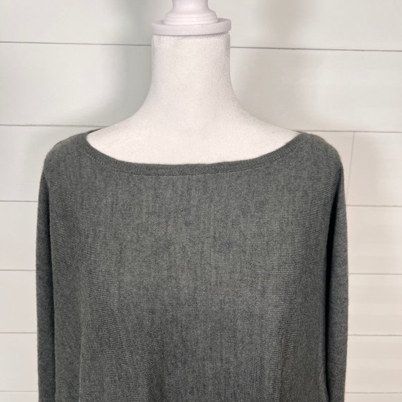 Antonio Melani Charcoal Gray Relaxed Fit Sweater Size M - Picture 2 of 10